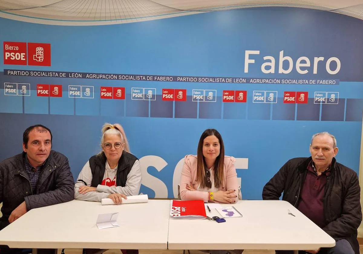 Imagen de la reunión de la gestora del PSOE de Fabero con la secretaria de Organización.