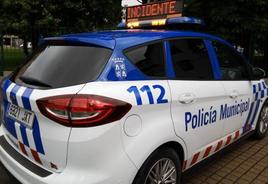 Coche patrulla de la Policía Municipal de Ponferrada.