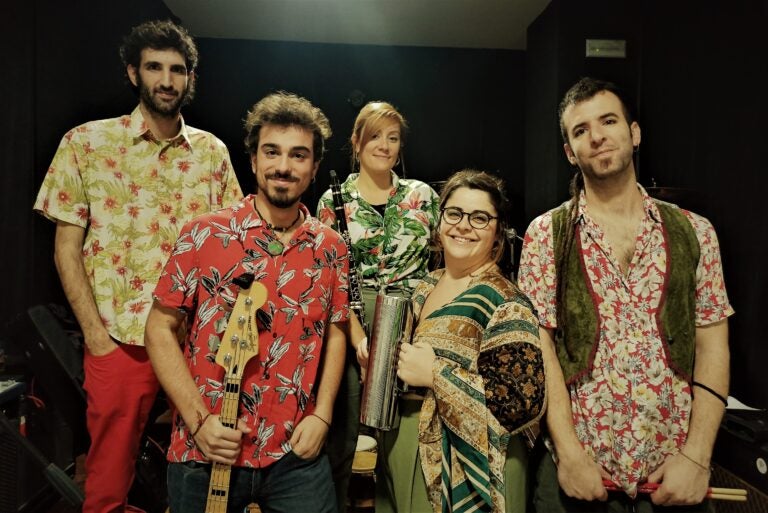 Anís Guateque pondrán música a la tarde del sábado en La Térmica Cultural.