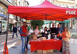 Mesa informativa del PSOE.