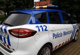 Coche patrulla de la Policía Municipal de Ponferrada.