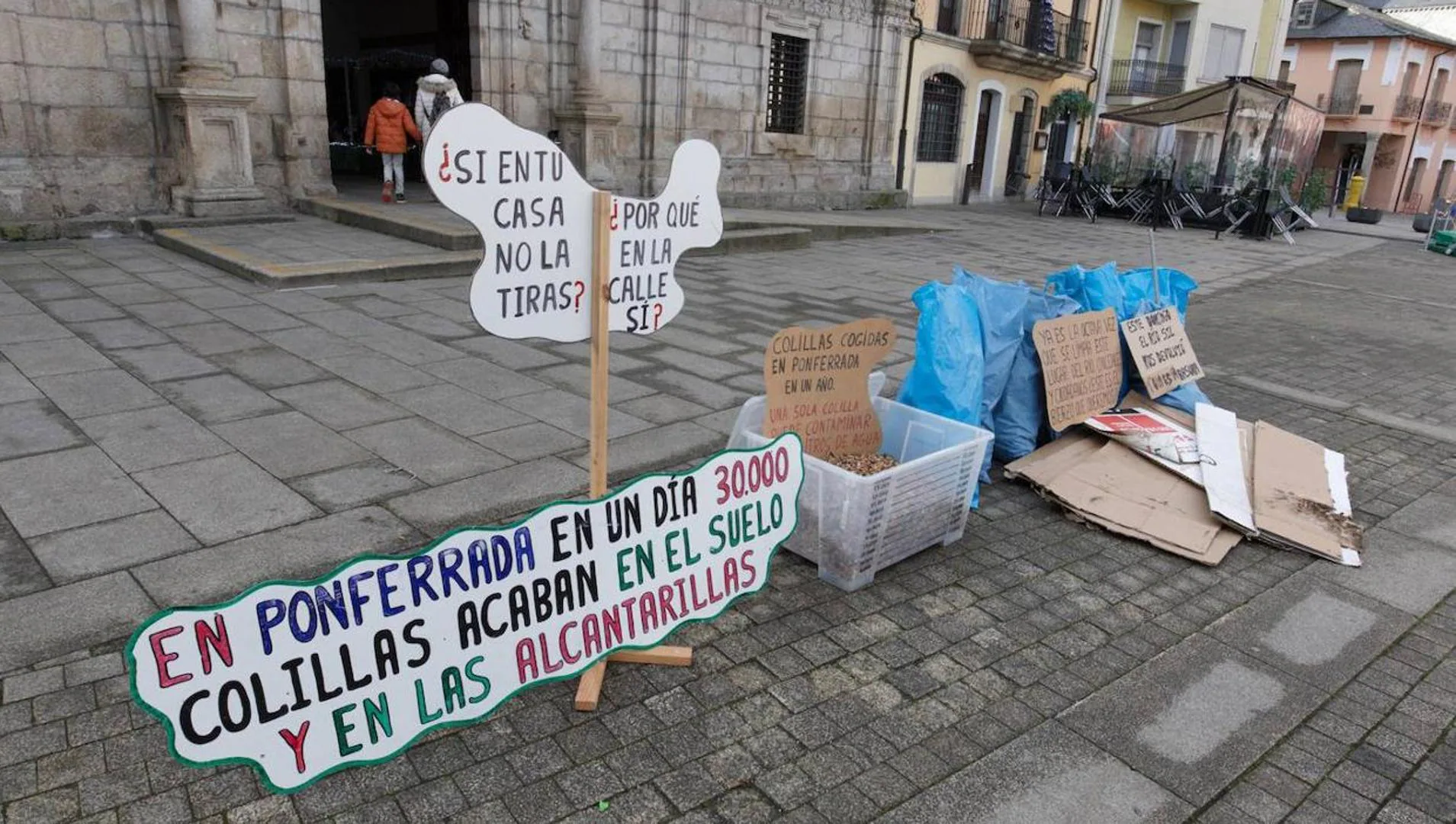 Clown Colillas llevará a cabo este sábado una nueva campaña de limpieza en  la calle del Cristo | El Bierzo Noticias