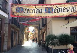 Imagen de uno de los mercados medievales durante las fiestas de la Encina de Ponferrada.