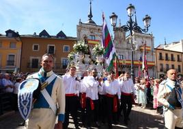 Procesión de la Virgen de la Encina en el Día del Bierzo.