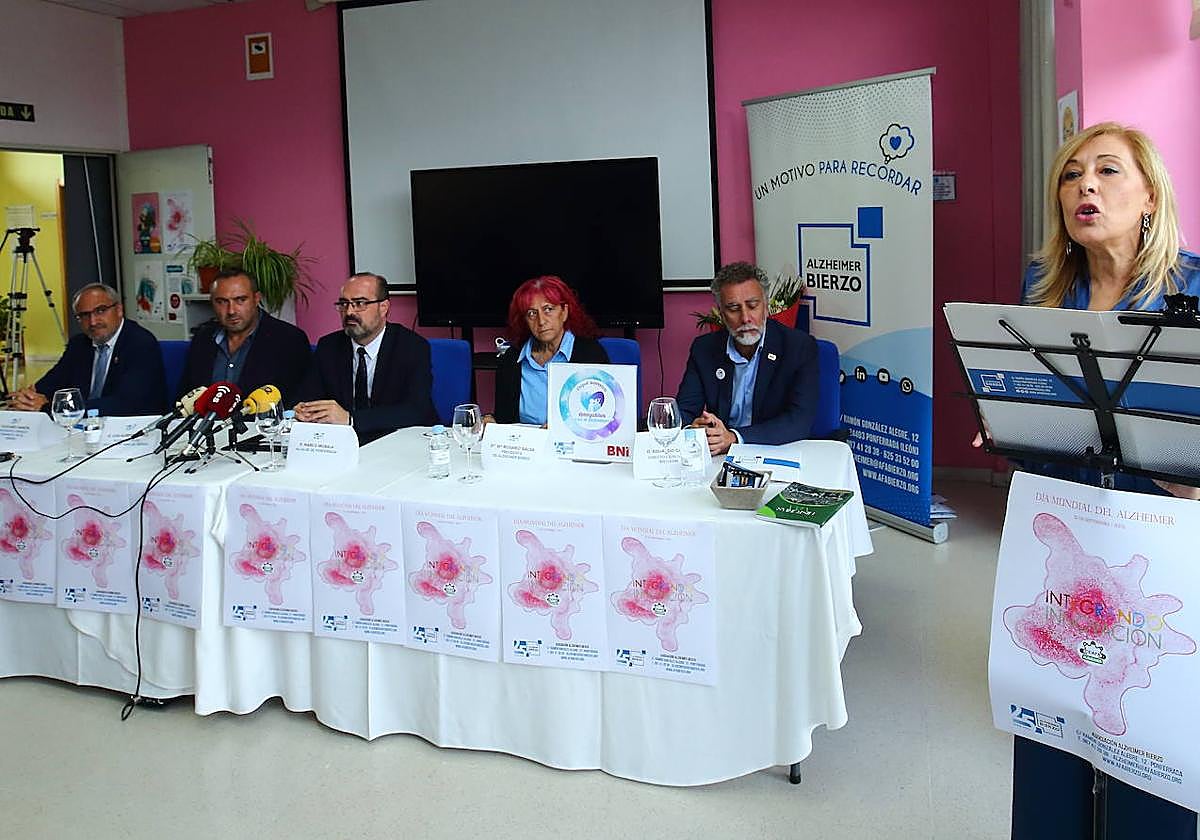 Imagen del acto del 25 aniversario de Alzheimer Bierzo.