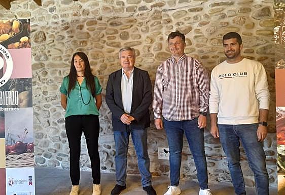 Presentación de la XI Feria del Pimiento y VI de la Fruta del Bierzo.