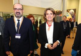 El alcalde de Ponferrada junto a la Ministra de Transición Ecológica en La Térmica Cultural.