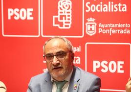 El portavoz municipal del PSOE, Olegario Ramón.