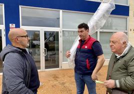 Roberto, Iván y Jorge, después de abandonar de forma pacífica las instalaciones de Herrero Brigantina en Ponferrada.