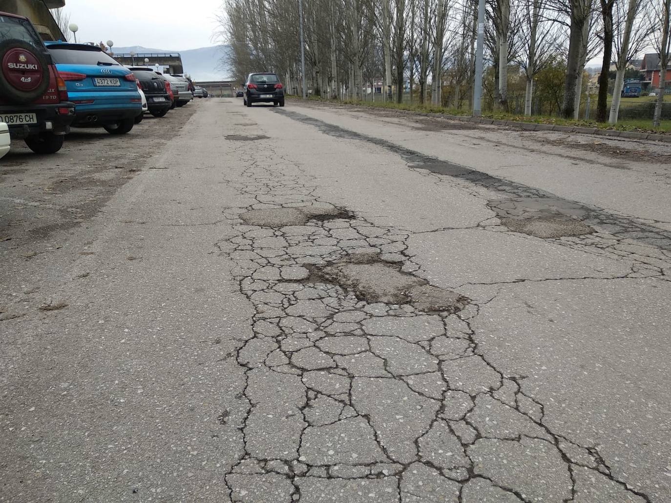 Una carrera de obstáculos para acceder al Hospital del Bierzo