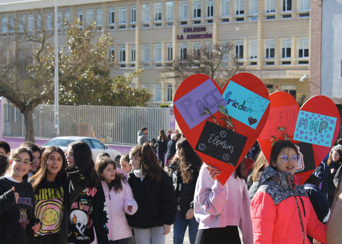 Fotos: Día de la Paz en el colegio La Asunción