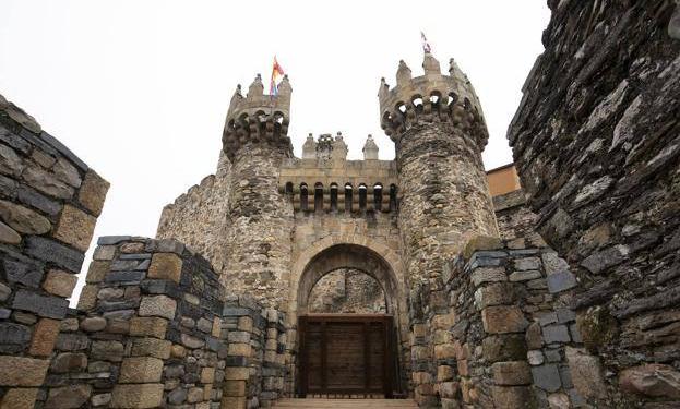 Ponferrada pondrá en marcha «en dos meses» el servicio de ticketing para la entrada al Castillo de los Templarios y a los museos municipales