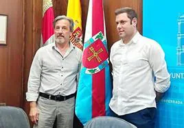 El secretario general de CB, Iván Alonso (D), junto a Pedro Muñoz, en una imagen de archivo.