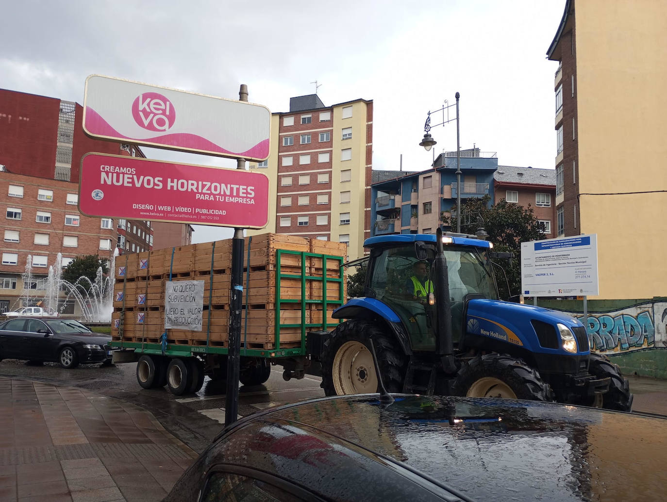 Más de 150 tractores recorrieron las calles de Ponferrada en una protesta histórica del campo berciano.