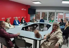 Imagen de la reunión urgente de la Ejecutiva del PSOE de Ponferrada.