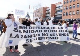 Marcha blanca en defensa de la sanidad pública del Bierzo y Laciana.