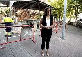 La concejala de Presidencia, Lidia Coca, compareció en la obra iniciada junto al puente de los Faraones.