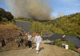 Incendio entre las localidades de Tremor de Abajo y Almagarinos