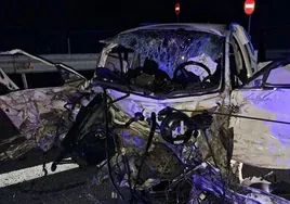 Imagen de uno de los vehículos siniestrados en el accidente.