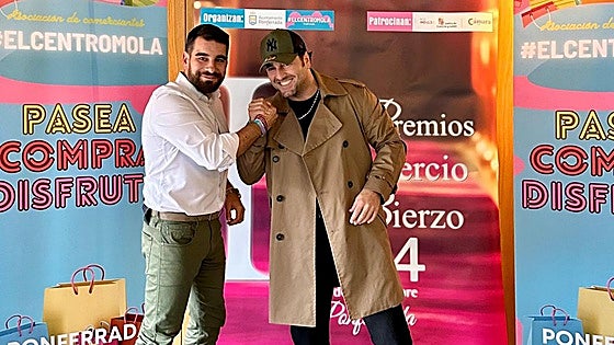Bustamante firma la paz con Ponferrada y justifica su espantada: «Tuve un problema de voz»