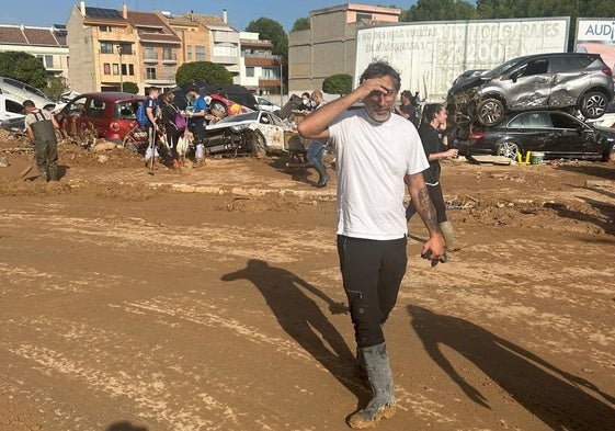 Roberto González es uno de los voluntarios bercianos que acudió a Valencia para ayudar a los afectados por la DANA.