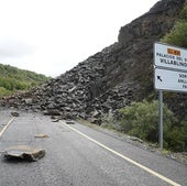 El argayo de la CL-631: 40% de piedras sin retirar y sin fecha de apertura