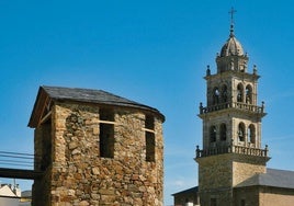 Campanario de la basílica de la Encina visto desde el Castillo de los Templarios.