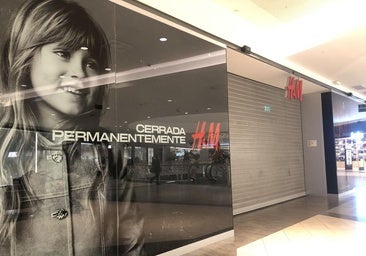 Cierra sus puertas la tienda de H&M de Ponferrada en El Rosal