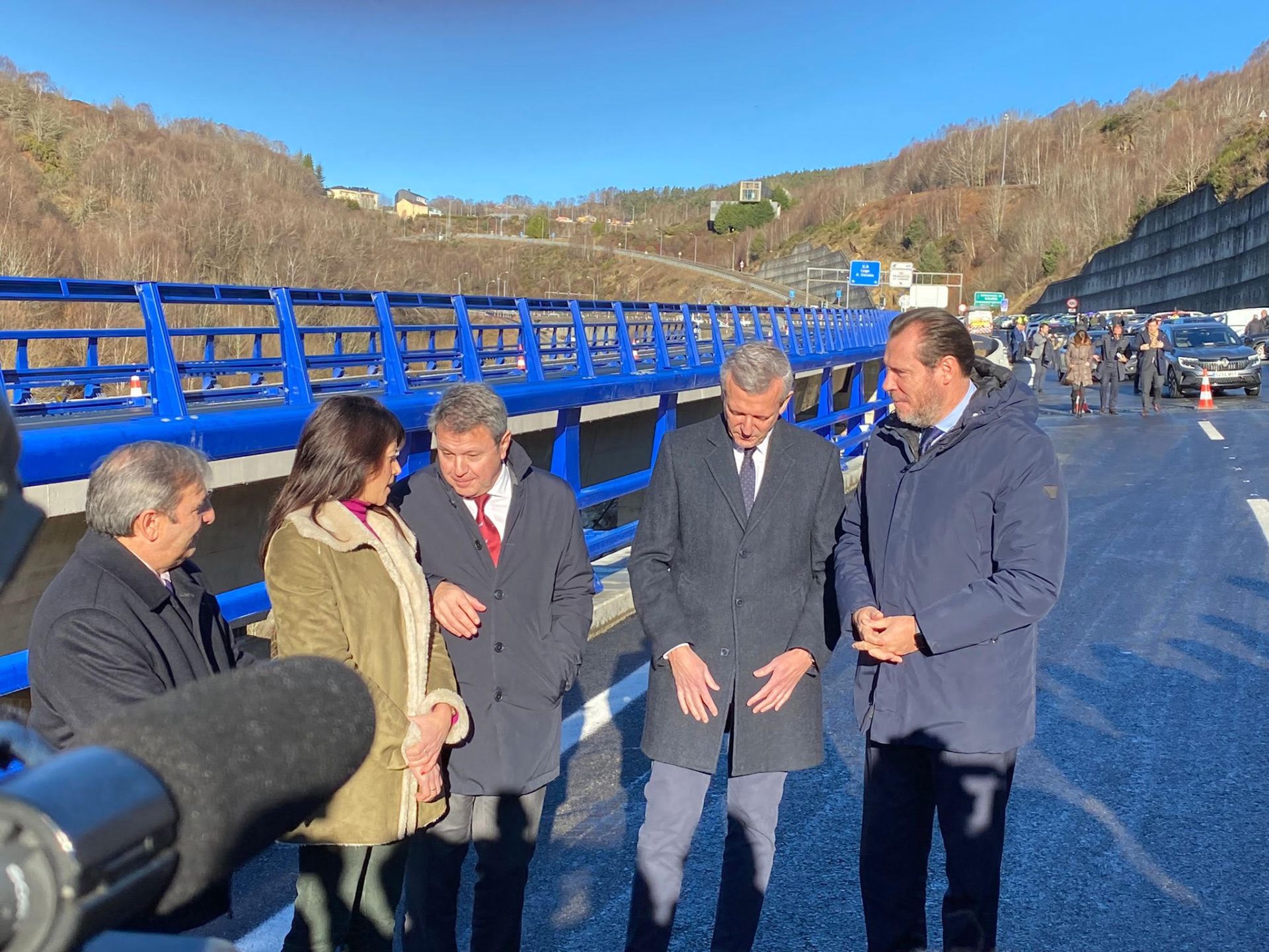 Reapertura del nuevo viaducto de 'El Castro' de la A-6 sentido A Coruña y del segundo carril de la calzada en sentido Madrid.