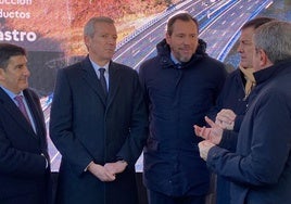 El ministro de Transportes preside la puesta en servicio del viaducto de El Castro de la A-6 en sentido A Coruña.