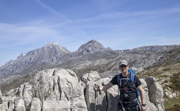 Luis Enrique Villaverde es aficionado a la montaña.