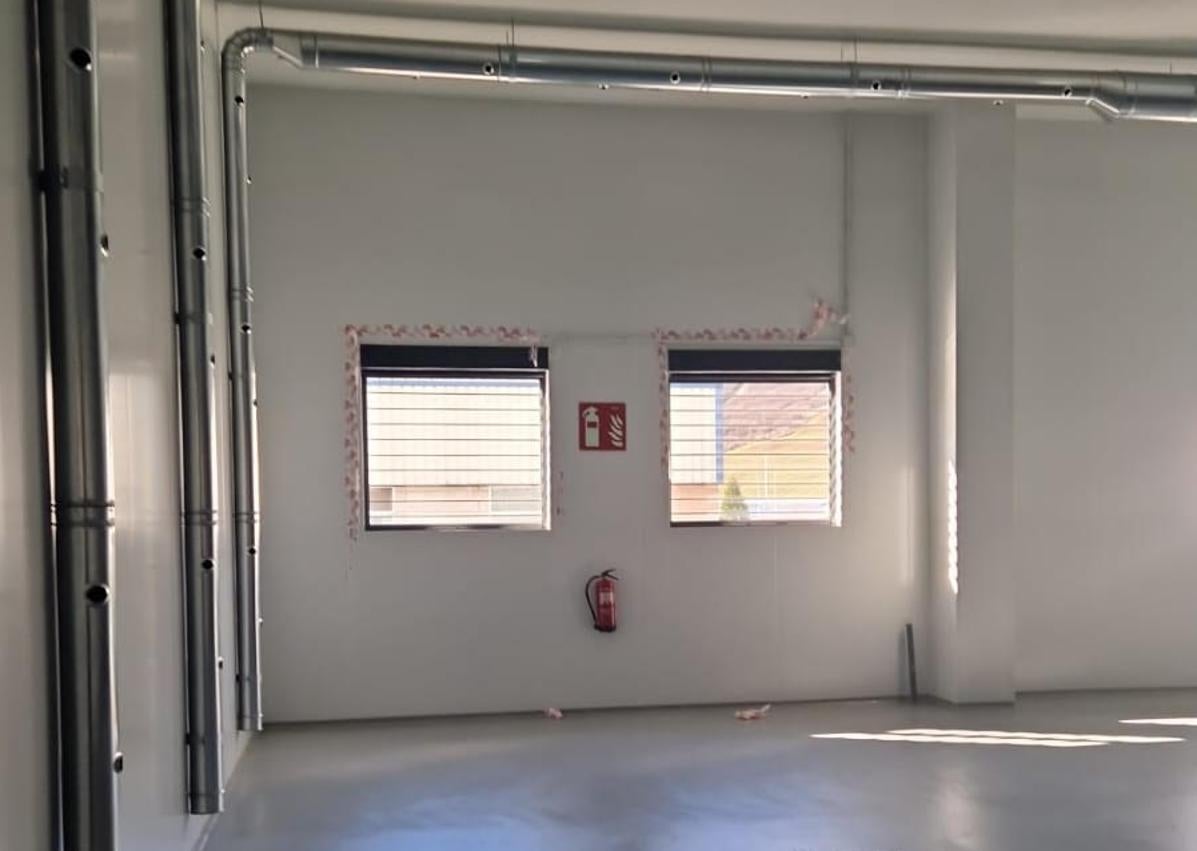 Imagen secundaria 1 - Instalaciones de la nueva fábrica de Embutidos Santa Cruz.