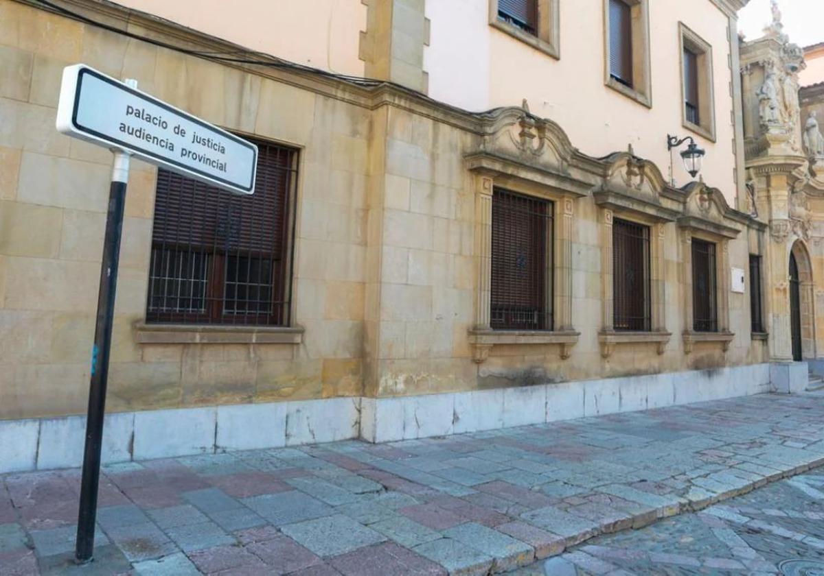 Piden 5 años de cárcel para tres acusados por tráfico de droga en Ponferrada