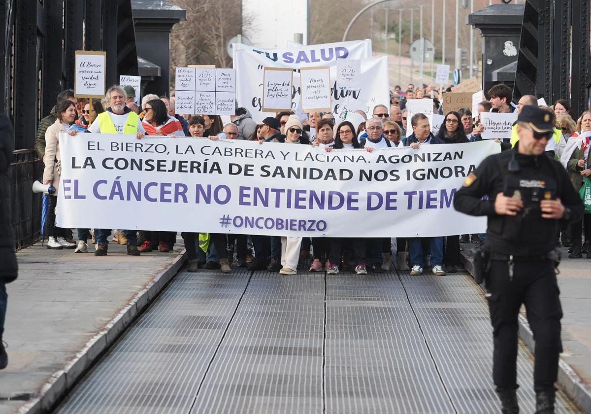 OncoBierzo convoca concentraciones mensuales ante la Junta por «la falta de soluciones»