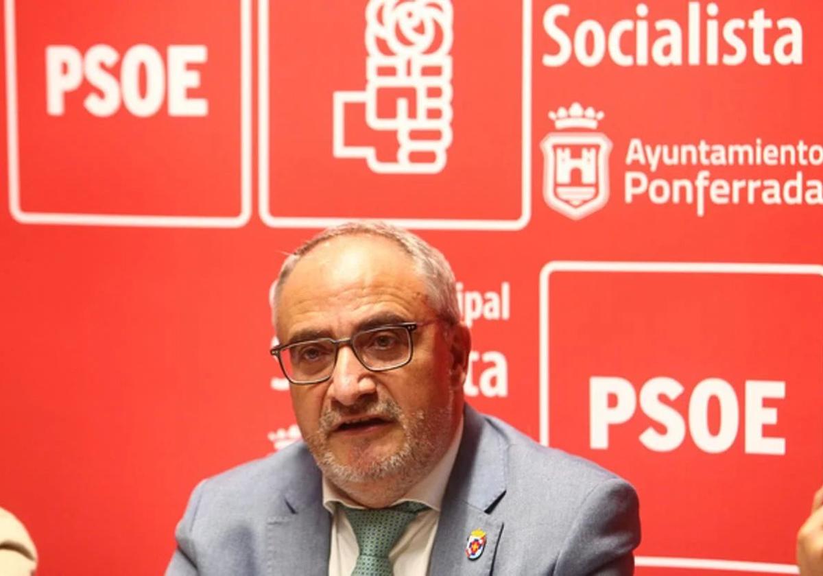 El portavoz municipal del PSOE, Olegario Ramón.
