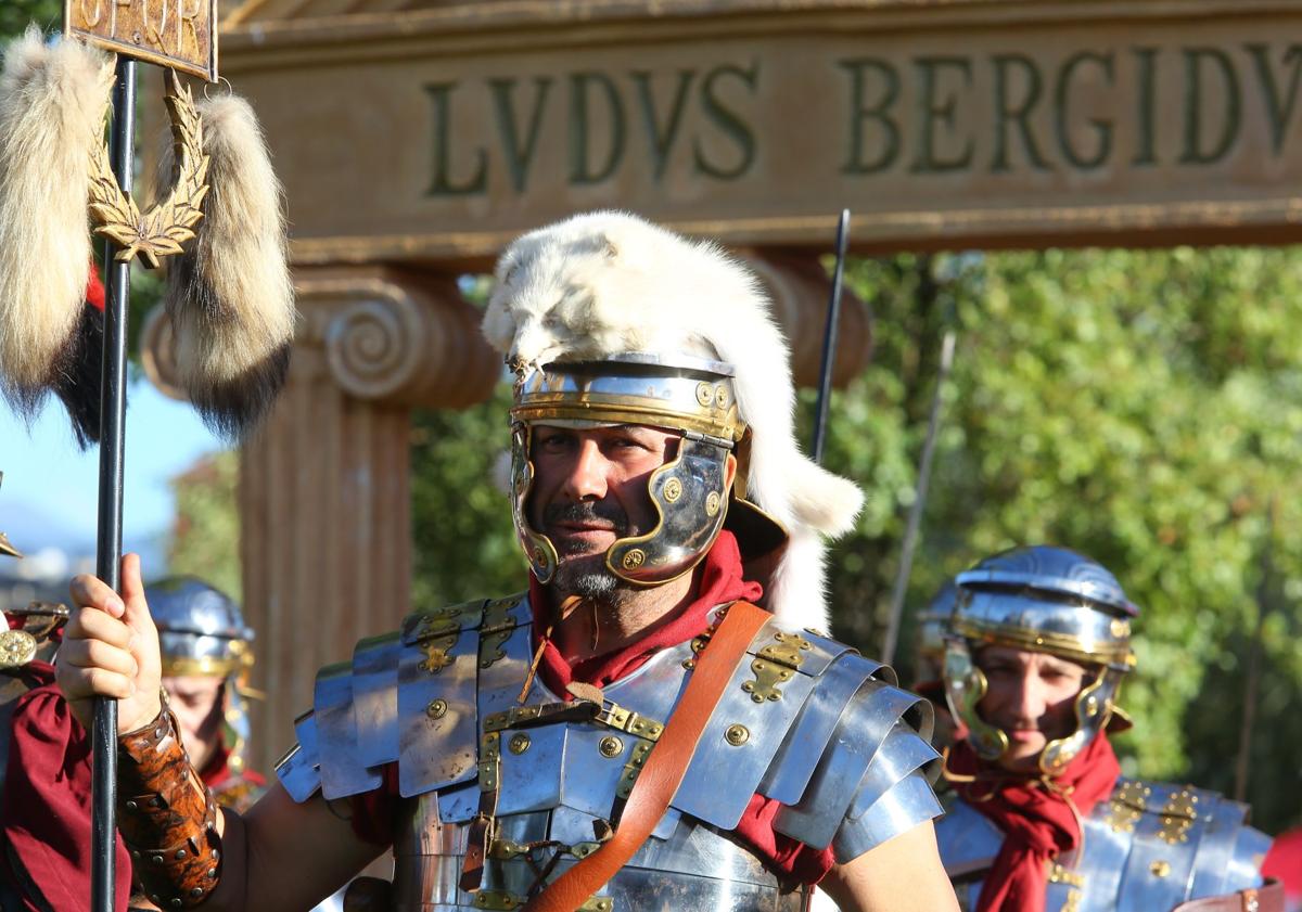 Imagen principal - Imágenes de Ludus Bergidum Flavium en Cacabelos
