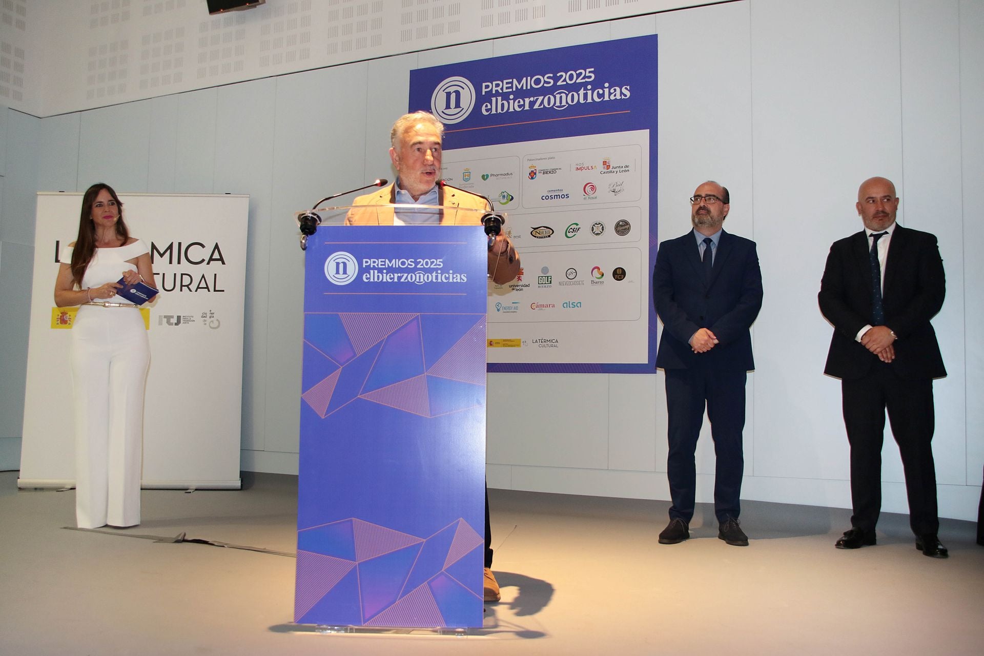 Primera gala de los Premios de Elbierzonoticias