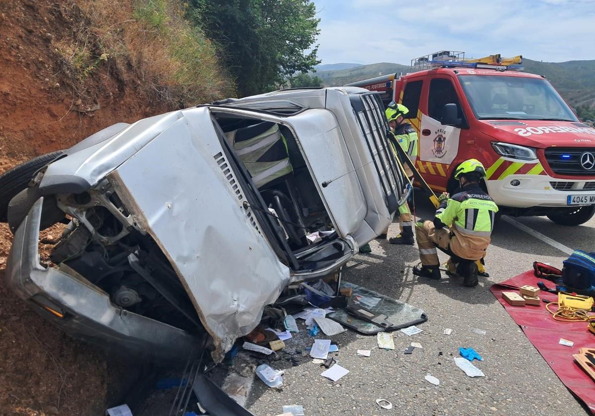 Imagen del siniestro en la carretera Nacional 536 en El Bierzo.
