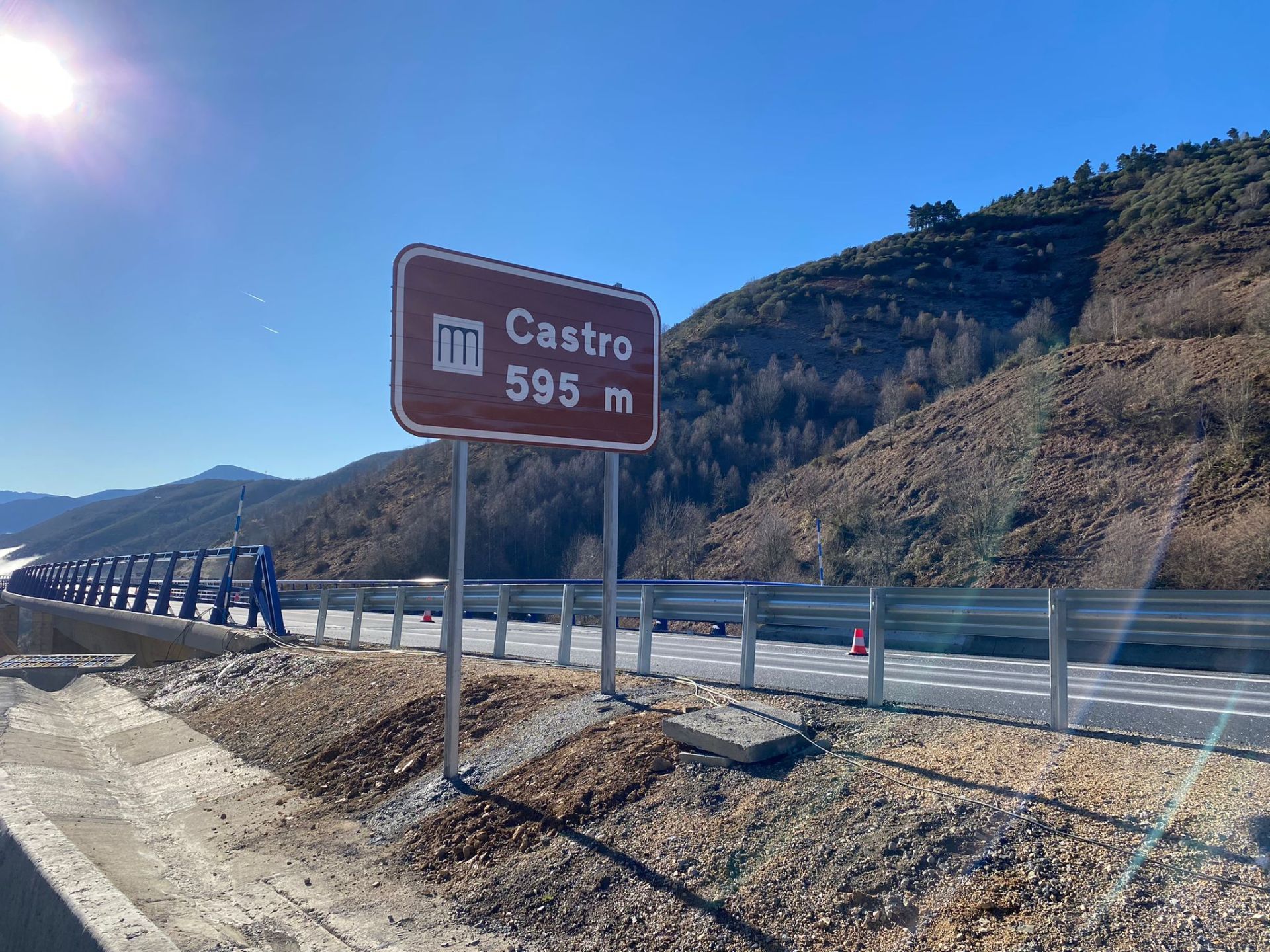 Imagen del viaducto de O Castro de la A-6 sentido A Coruña.