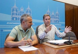 David Pacios e Iván Alonso, concejales de CB en el Ayuntamiento de Ponferrada.