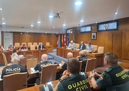 Imagen de la reunión para establecer un dispositivo especial de seguridad para la Noche Templaria.