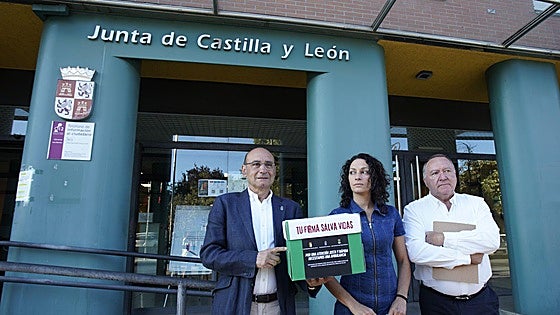 3.400 firmas piden una ambulancia permanente para el Centro de Salud de Toreno