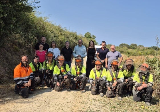 El presidente del Consejo Comarcal (4C) visitó las brigadas del Plan Montel en los trabajos de desbroce de Las Médulas.