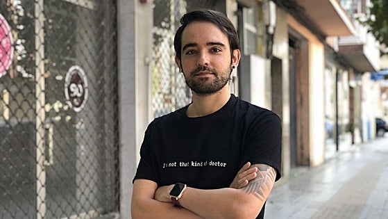 El berciano que combate la resistencia antibiótica: «Llevamos años matando mosquitos a cañonazos»