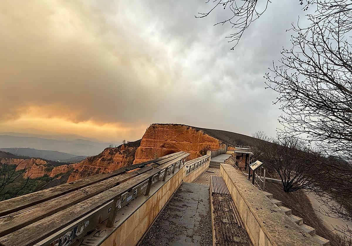 Así han quedado Las Médulas tras el incendio