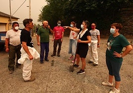 Las imágenes del desalojo de los vecinos de Lusio, por el incendio