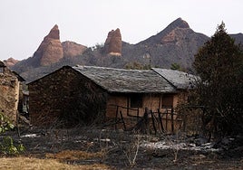 Imagen del incendio en Las Médulas.