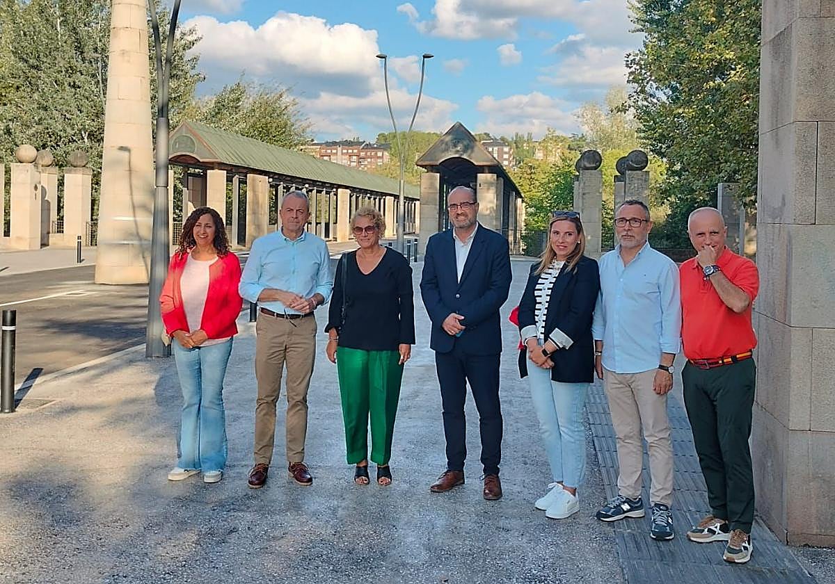 Imagen de la inauguración del puente junto al Parque de la Concordia.