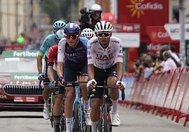 Imagen de la edición de 2024 de la Vuelta Ciclista a España en la etapa desde Villafranca del Bierzo a Villablino.