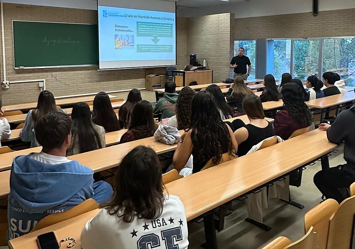 Jornada de bienvenida en el campus de Ponferrada.